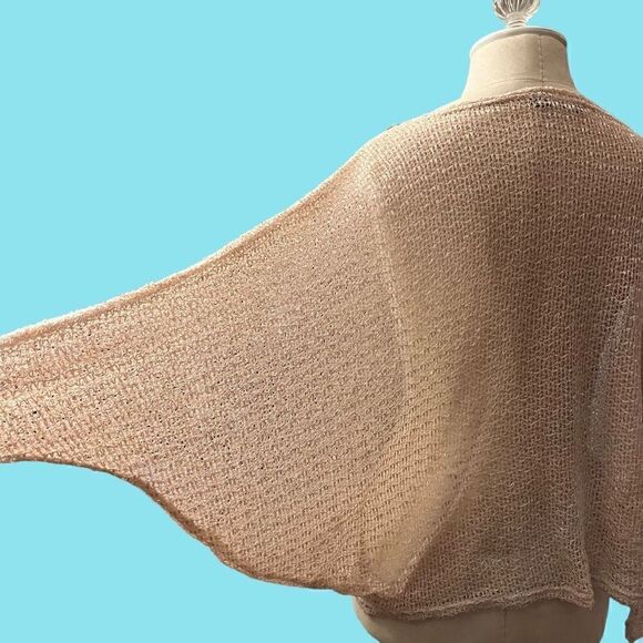 Mechant Gold Loosely Knit Bat Wing Sweater - Picture 2 of 6